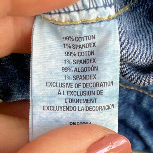 Place: Girl’s 18 months Jean jacket with appliqués. - Picture 7 of 8